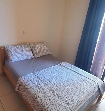 Stefaris Mekenzi 3 Apartment *
